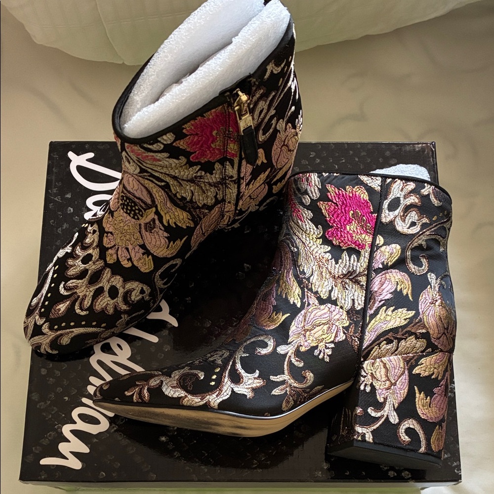 Sam Edelman Black Floral Embroidered Ankle Boots